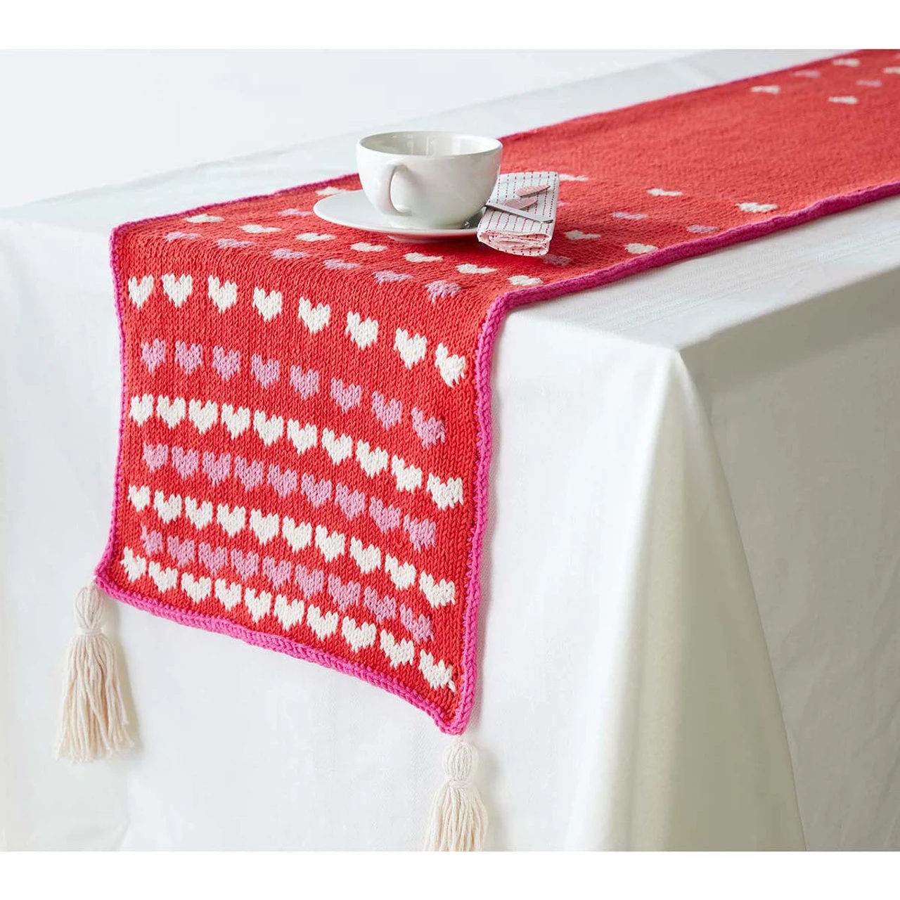 Lily Sugar&Cream Sprinkle Of Love Table Runner Knit Kit 1 Lily Sugar&Cream Sprinkle Of Love Table Runner Knit Kit