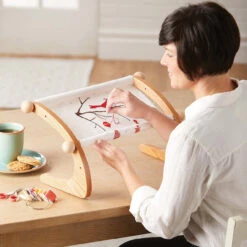 Dutch Treat Hands-Free Lap Frame